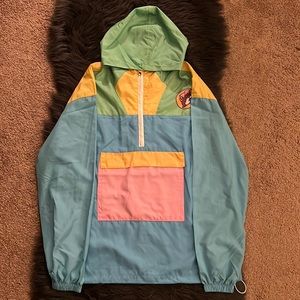 Buc-ees lightweight jacket multi-colored